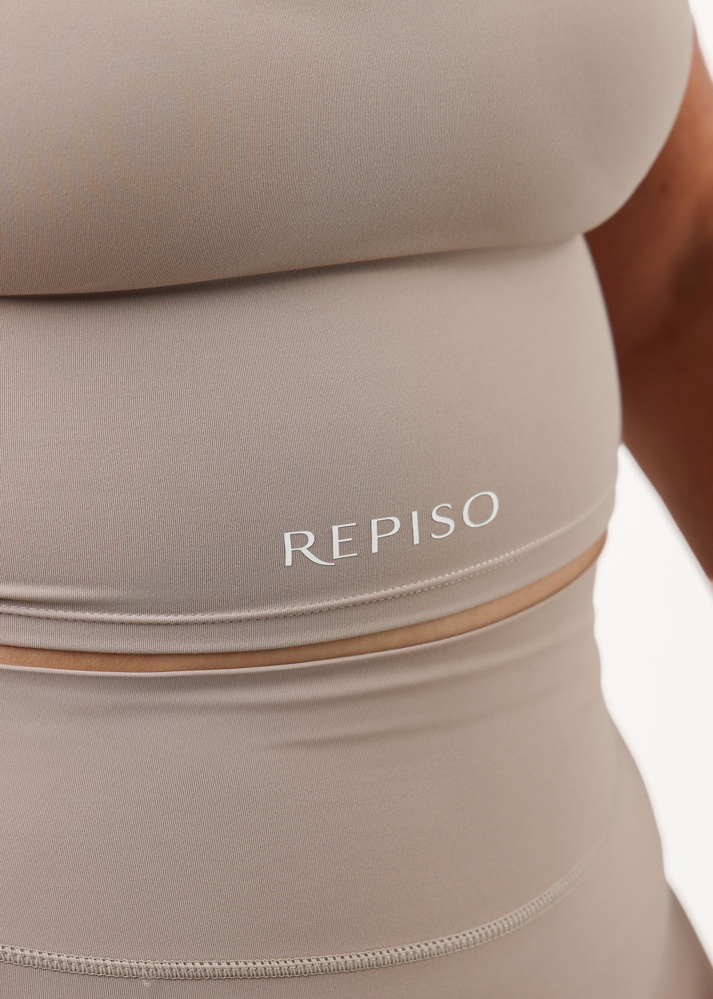 Sculpt Capri Set